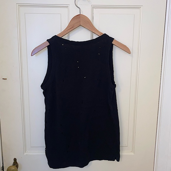 Deep Holes Scoop Neck Tank Top - Picture 7 of 8